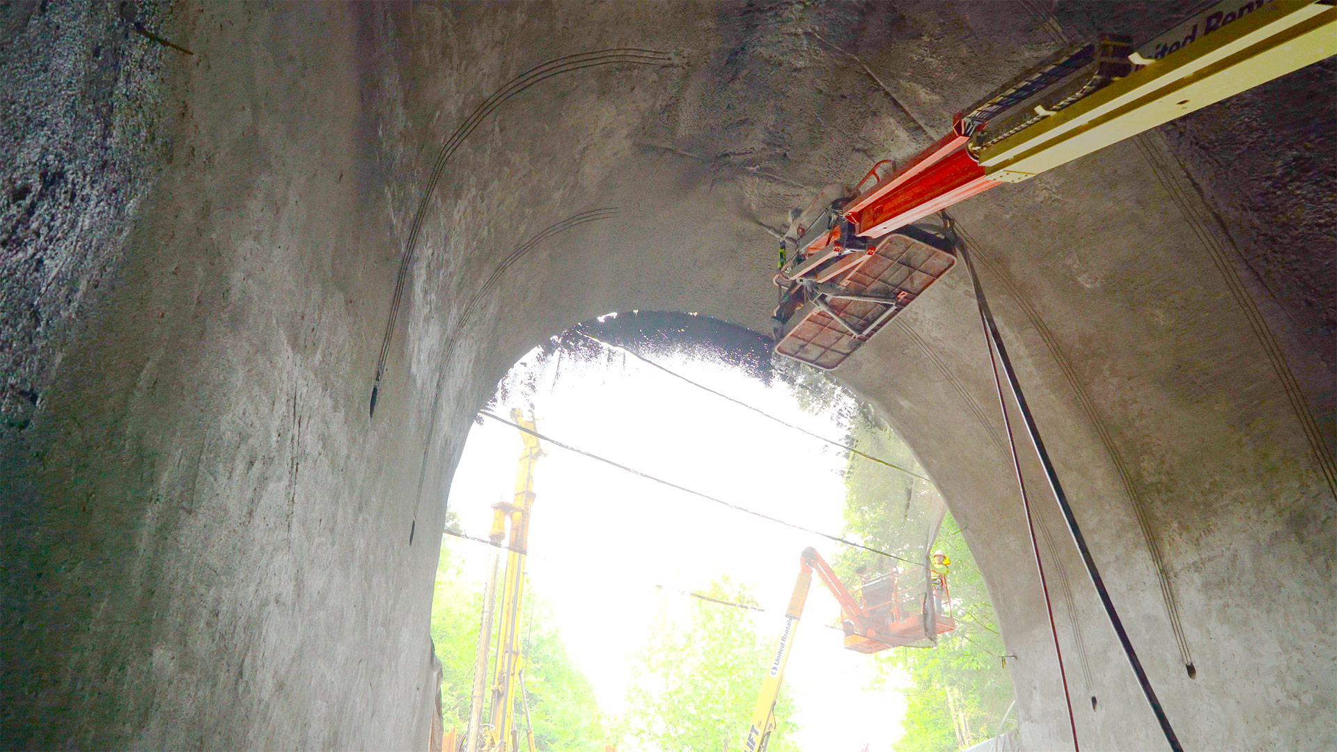 Versatile Shotcrete Applications: Tunnels & Silos
